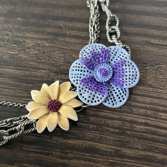 2000s Layered Horseshoe Flower Necklace ASO Alex Russo - Picture 8 of 12